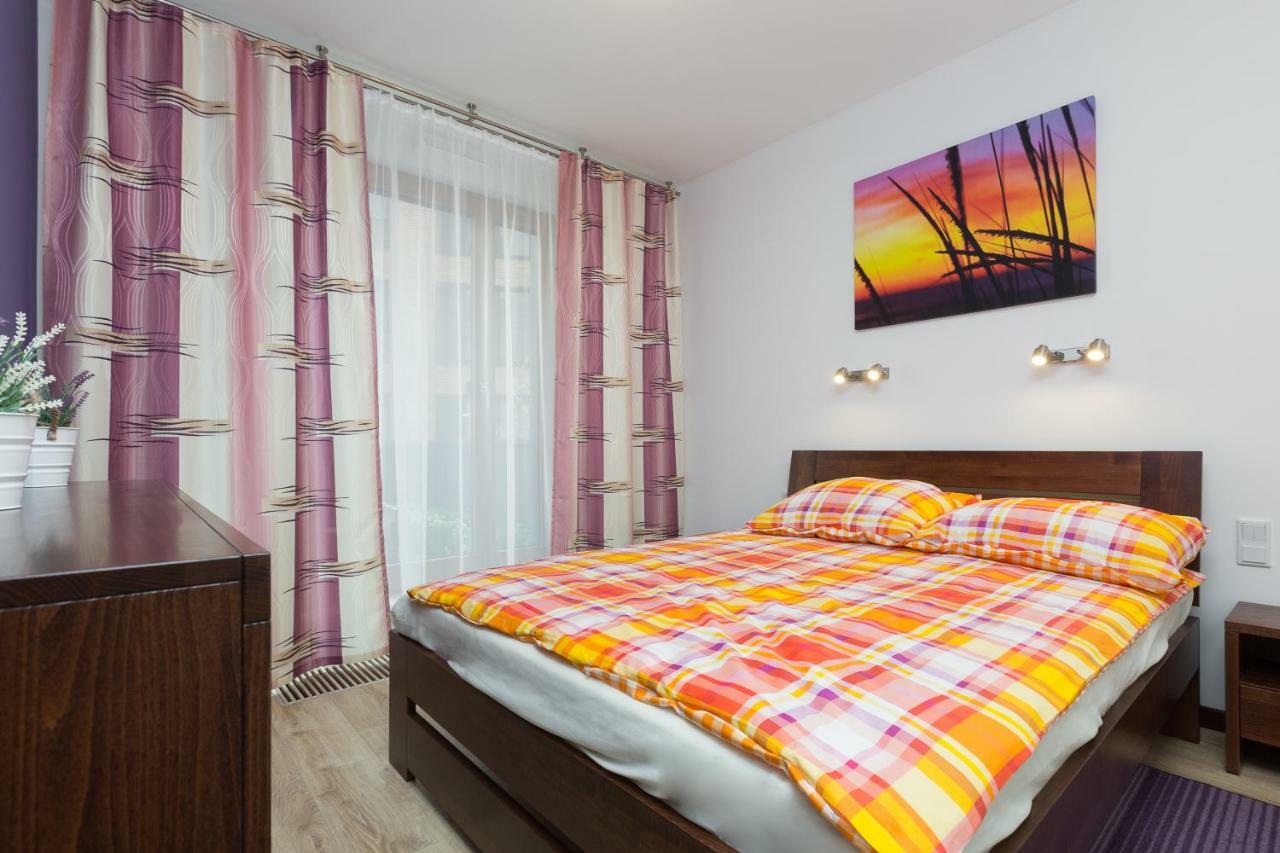 Lubicz Apartments Krasków Εξωτερικό φωτογραφία